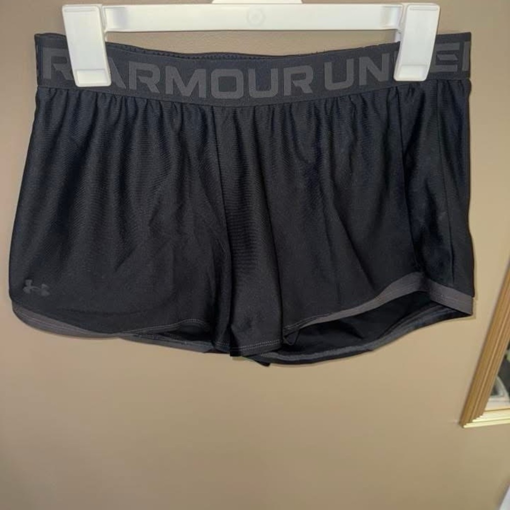 Under Armour Women's Black Athletic Shorts